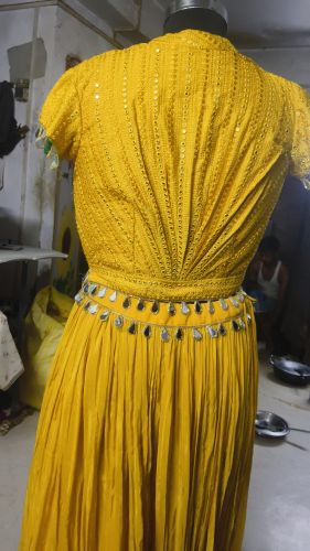 V Neck Georgette Grown, Brand Name : MFC