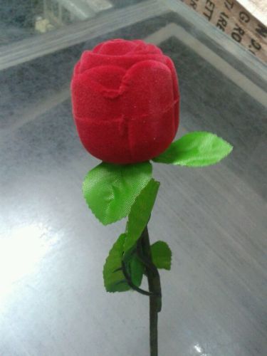 Rose Stick Design Ring Box, Color : Red