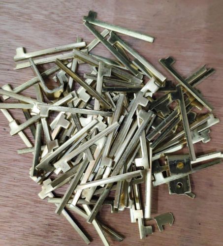 Polished 70 HRC Brass Scrap, Color : Silver