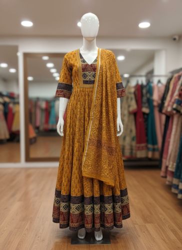 Office Wear Cotton Ladies Suits