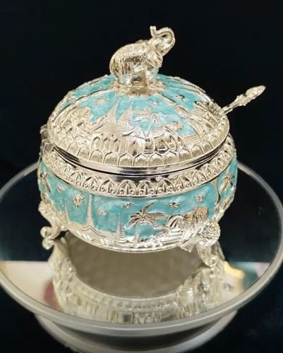 Green Enamel Elephant Candy Box for Storing Dry Fruits