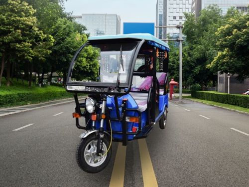 Plaudit 100 Plus E- Rickshaw for Passenger Transportation