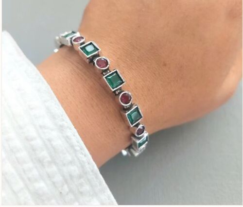 Duet Stone Bangles: Green and Magenta Combination