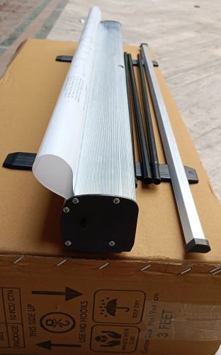 Roll Up Floor Standee 3x6 Ft, Frame Material : Aluminium