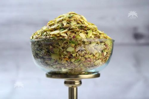 Premium Sliced Pista, Color : Green for Garnishing, Salads, Smoothies