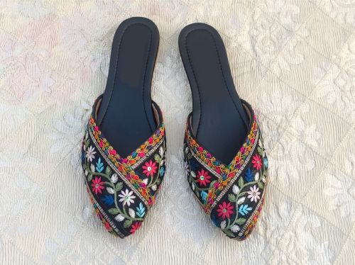 Ladies Mojari Jutti All Sizes Party Wear, Wedding Wear