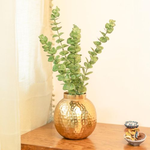 Hammered Metal Polished Trendy Flower Vase, Color : Golden Antique