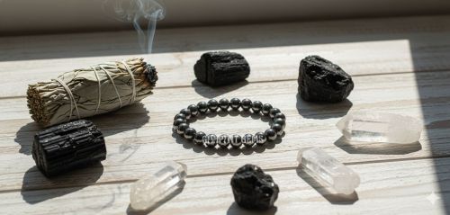 Gemstone 8mm Magnetic Hematite Beaded Bracelet, Condition : Grey