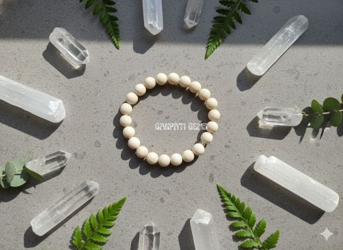 Polished Gemstone Natural River Stone Beaded Bracelet, Color : White