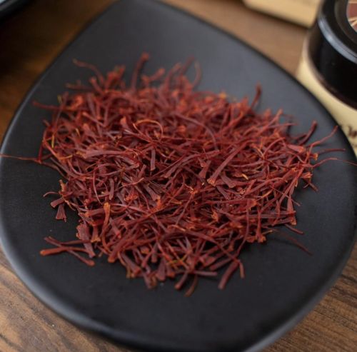 Mogra Saffron, Color : Red Dried