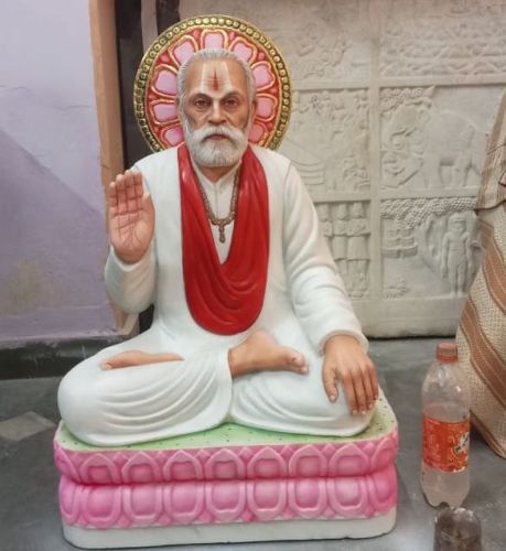 Polished 2.8 Feet Marble Guru Ji Statue, Color : Multicolor