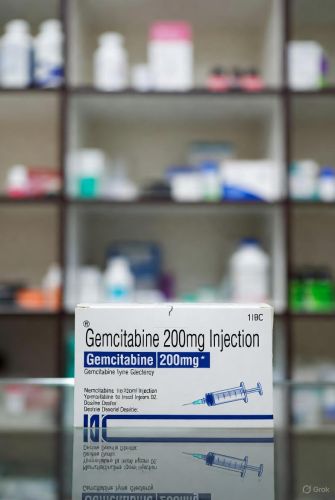 Gemcitabine 200mg Injection, Form : Liquid