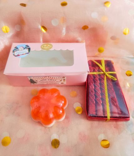 Christmas Gift Box Set with Red Wine Sparkling Pillar Candles, Festive Decorative Package