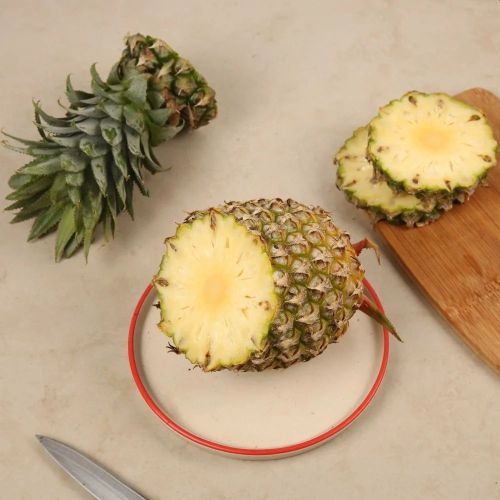 Pineapple, Color : Yellow, Taste : Sweet Tangy