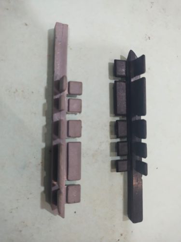 Smooth Finish Aluminium Partition Corner, Color : Black 7 Grey