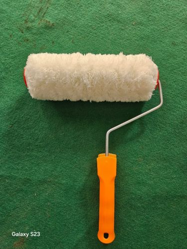 Premium Wall Painting Roller Brush, Handle Material : Plastic