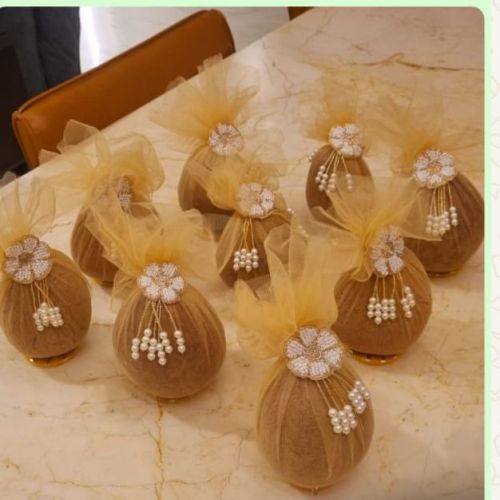 Decorative Nariyal, Color : Brown, Packaging Type : Poly