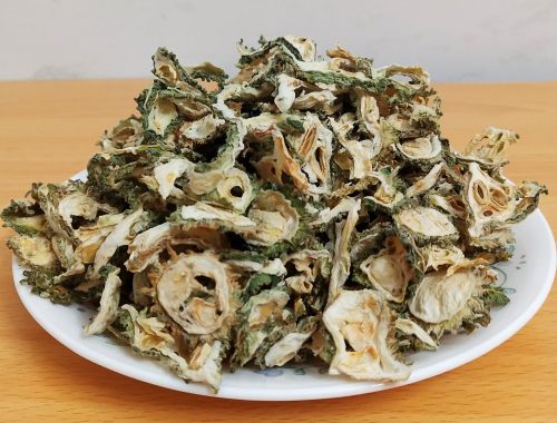 Dehydrated Bitter Gourd Flakes, Color : Green