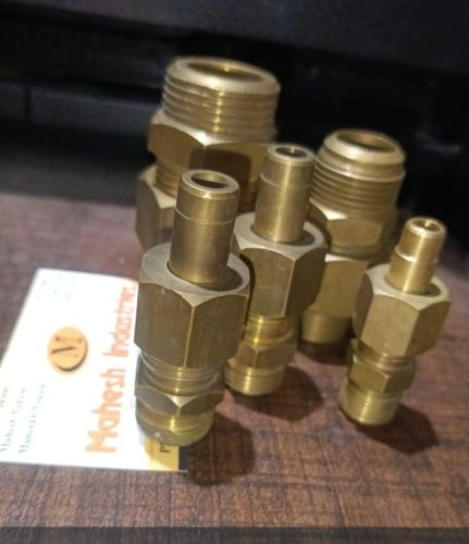 Oxygen Brass Male Connectors, Color : Golden