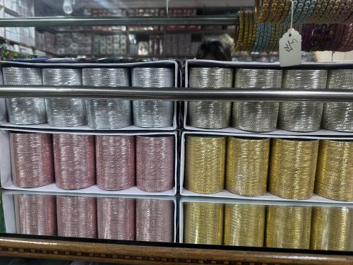 Designer Metal Bangles, Brand Name : Glamm Hub