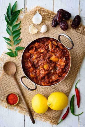 Traditional Spices Lemon Dates Pickle, Packaging Type : Jar