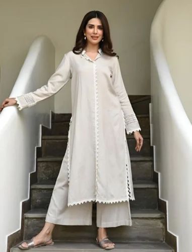 Solid Ladies Cotton Long Kurti, Color : Off White