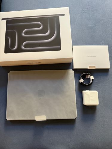 Apple Airpods PRO, Color : White for Personal Use