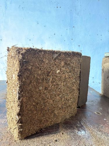 Coconut Fiber Coco Husk Chips Blocks, Color : Brown