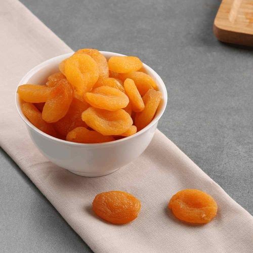 Organic Dried Apricot, Form : Whole, Packaging Type : Plastic Bag