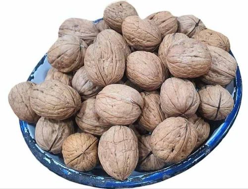 Fresh Hand-Cracked Kashmiri Walnut for Snacking, Baking, Cooking