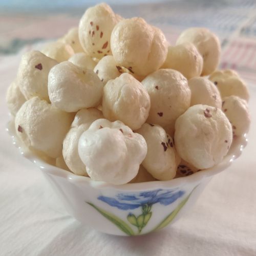 Dried Raw Makhana, Shelf Life : 6 Months