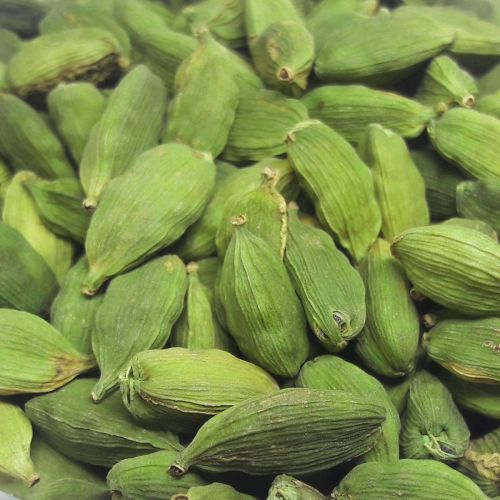 Green Natural Apn Group Cardamom, Packaging Type : PP Bag, Jute Bag