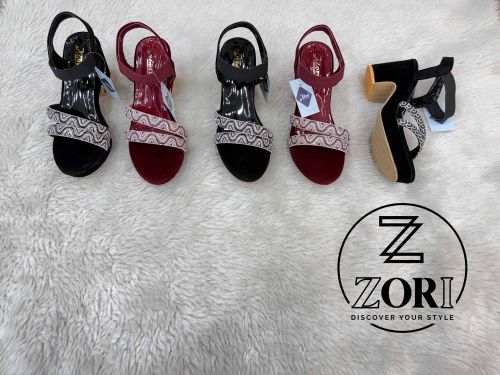 Synthetic Fashion Cross Strap Heel Sandal Versatile