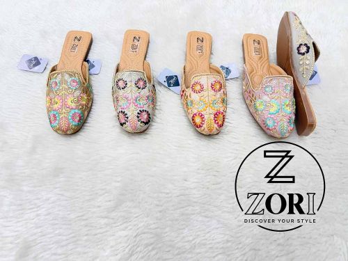 Fabric Soft Cushioned Sole Jutti, Brand Name : Zori for Casual