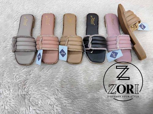 Zori Synthetic Trendy Strap Ladies Slipper, Packaging Type : Box
