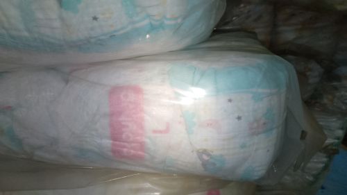 Plain Bamboo Fabric Loose Baby Diaper, Brand Name : Babyhug