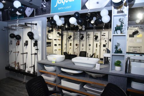 Polished PVC Bathroom Sanitaryware, Color : White, Silver