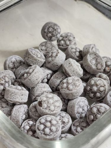 Black Pepper Candy, Packaging Type : Plastic Packet, Purity : 90%