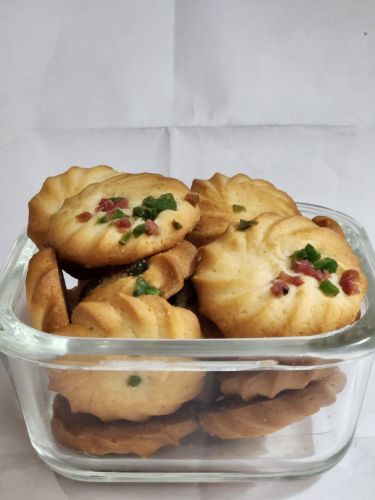 Crispy Homemade Butter Cookies, Color : Golden Brown, Taste : Sweet