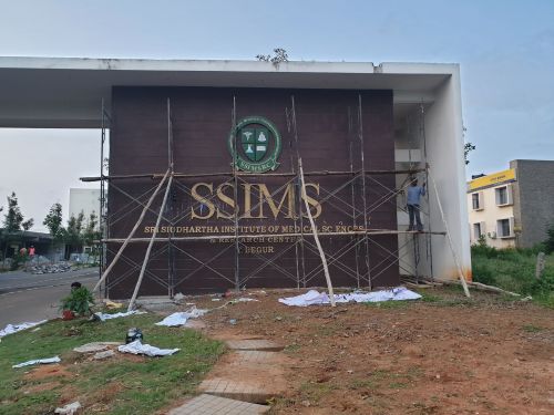 Polished Brass Letter, Color : Grey-golden