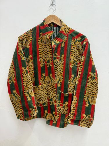 Unisex Velvet Jacket Tiger Print Design, Sleeves Type : Full Sleeve