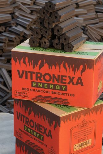 Oven Drying Gmo Hexagon Coconut Shell Charcoal Briquettes Max 5%