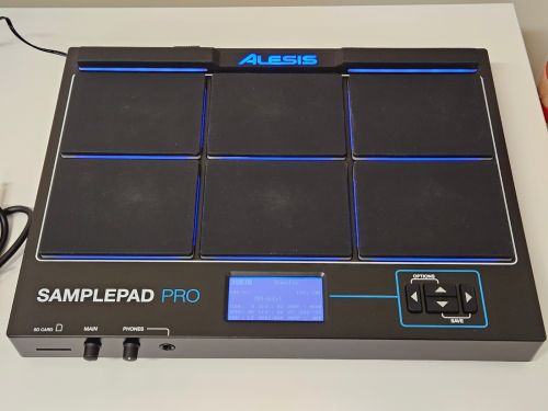 Alesis Sample Pad PRO 8-Pad Percussion Instrument with Tons