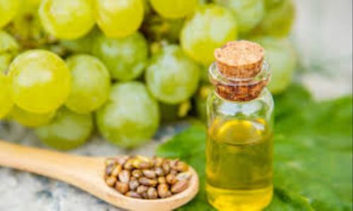 Grape Seed Oil, Extraction Method : Cold Press for Cosmetics