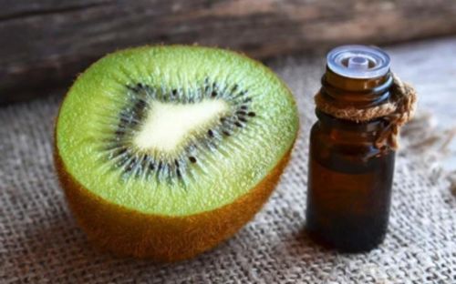 Kiwi Seed Oil, Color : Pale Yellow, Form : Liquid