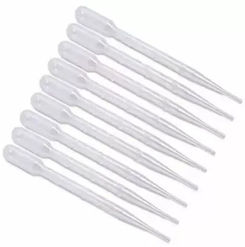 Plastic Pasteur Pipette for Liquid Transfer In Laboratory