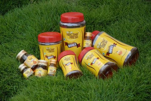 Nectar Fresh Apiary Honey, Color : Golden For Sweetener In Drinks