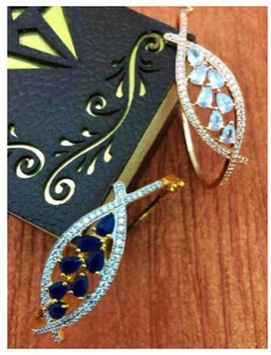 High Quality Alloy Blue American Diamond Ladies Bracelets