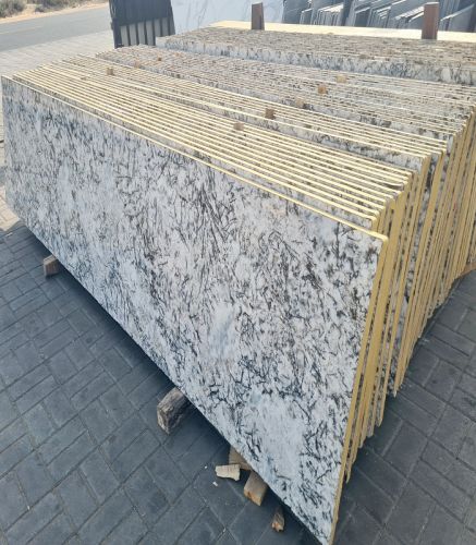 Polished Alaska White Granite, Stone Form : Small Slab, Big Slab
