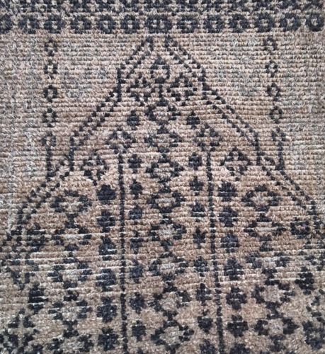 Brown Tribal Pattern Handmade Woollen Carpet, Shape : Rectangular